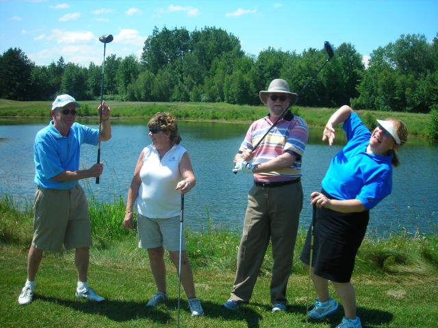 David and Rosemary Ahrens, Laura Gosset and John Stevenson, taking things seriously !!
